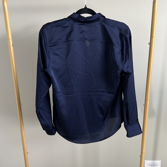 NWT Lauren Ralph Lauren Navy Satin Button Up - M petite - Picture 4 of 8